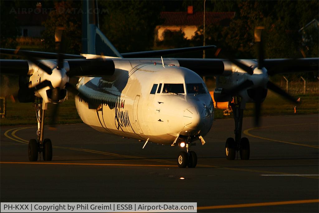 PH-KXX, 1992 Fokker 50 C/N 20262, Taken at ESSB.