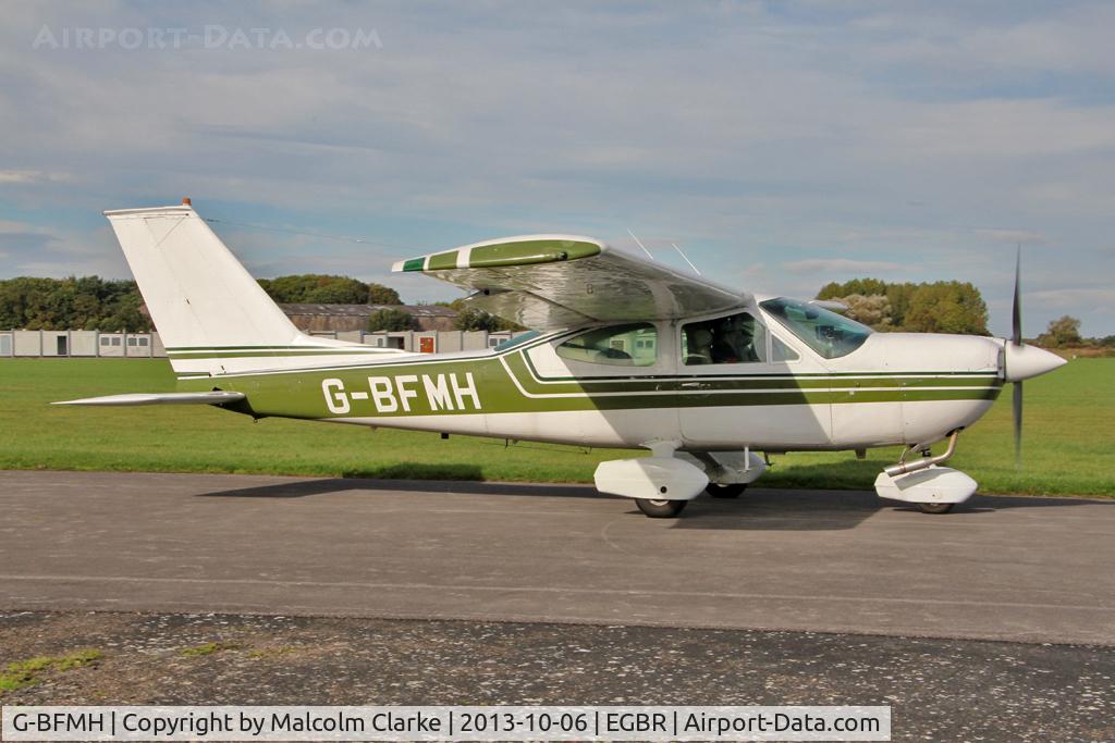 G-BFMH, 1973 Cessna 177B Cardinal C/N 17702034, Cessna 177B Cardinal at The Real Aeroplane Club's Pre-Hibernation Fly-In, Breighton Airfield, October 2013.