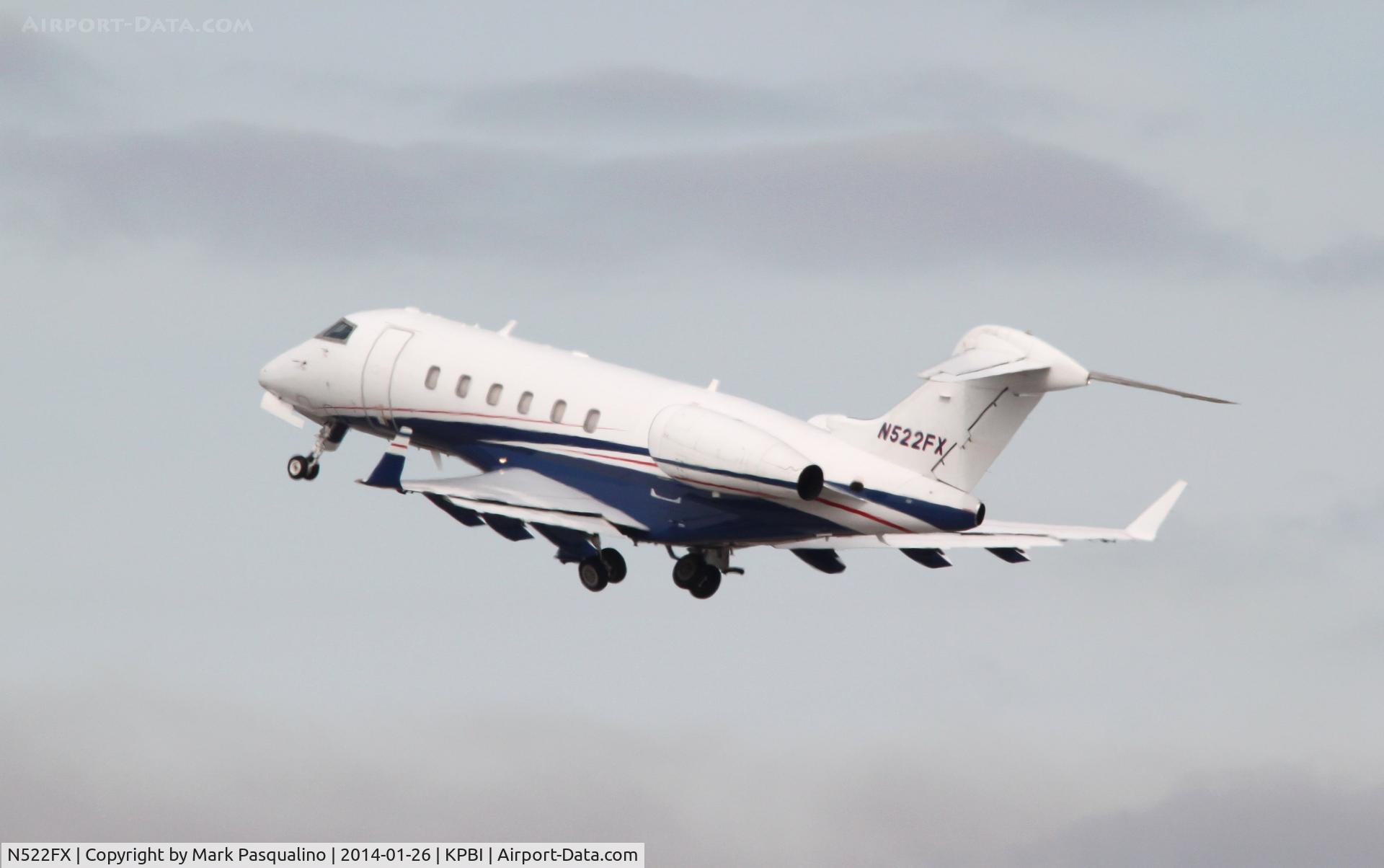 N522FX, 2005 Bombardier Challenger 300 (BD-100-1A10) C/N 20064, BD-100-1A10
