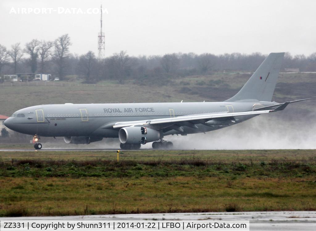 ZZ331, 2011 Airbus KC2 Voyager (A330-243MRTT) C/N 1248, Landing rwy 14R