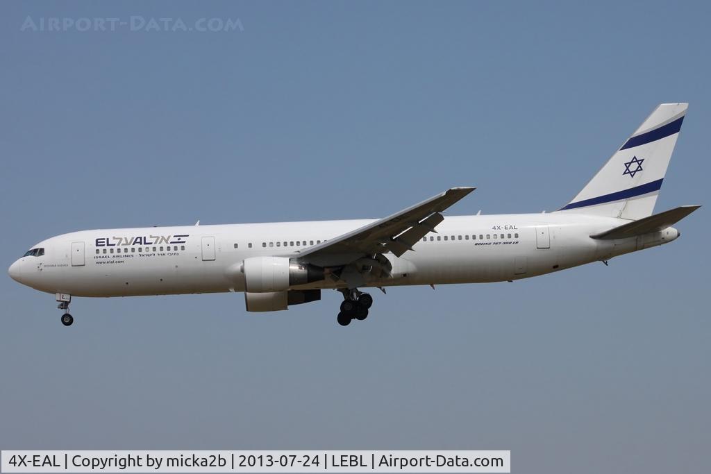 4X-EAL, 2000 Boeing 767-33A/ER C/N 27477, Landing