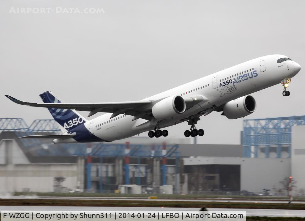 F-WZGG, 2013 Airbus A350-941 C/N 003, C/n 0003 - Taking off to Iqaluit for test and with, now, full titles
