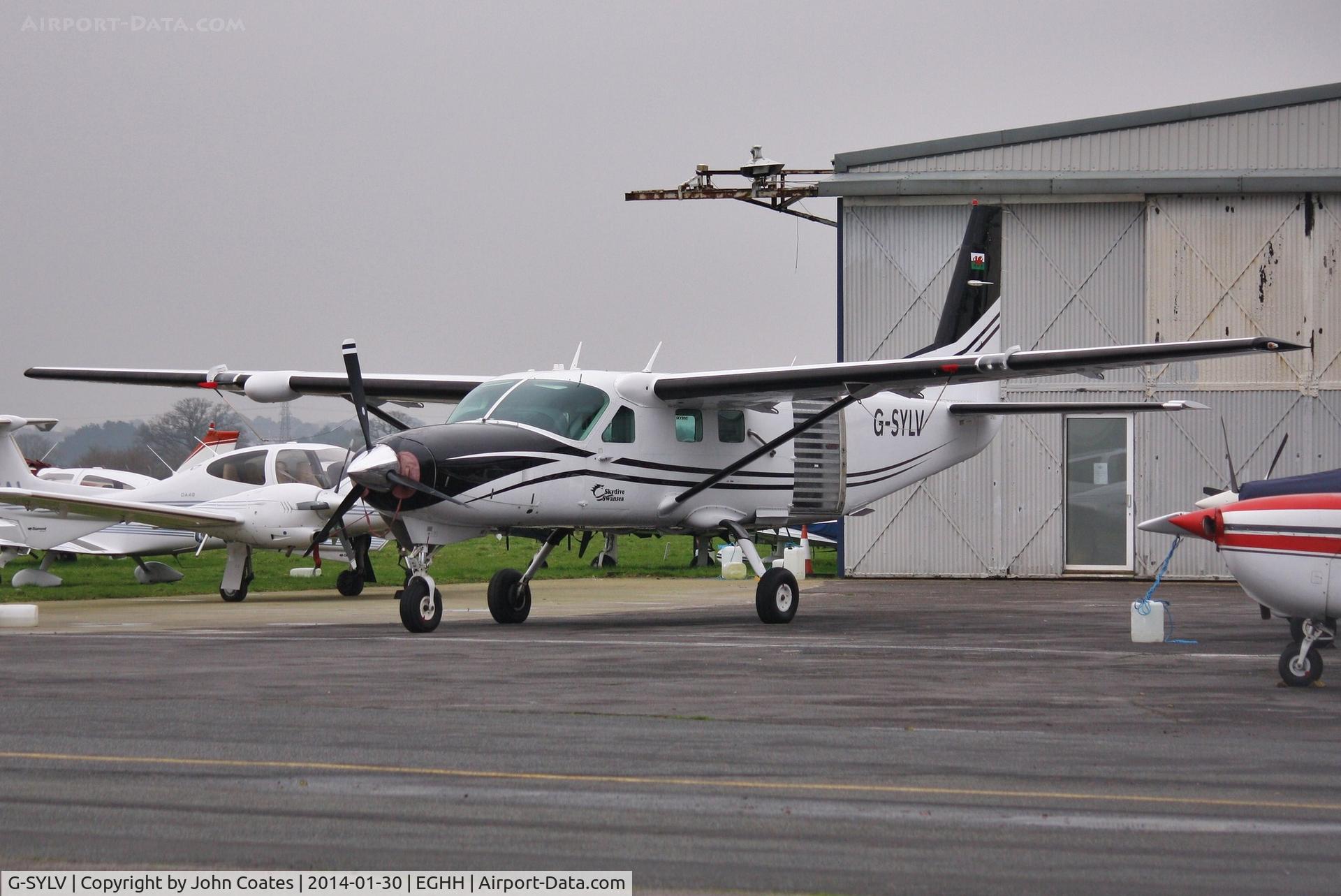 G-SYLV, 2002 Cessna 208B  Grand Caravan C/N 208B0936, At Worldwide apron