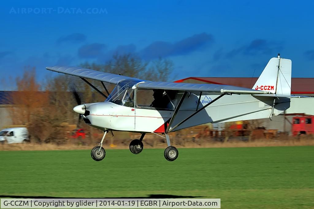 G-CCZM, 2004 Skyranger 912S(1) C/N BMAA/HB/372, Nice approach