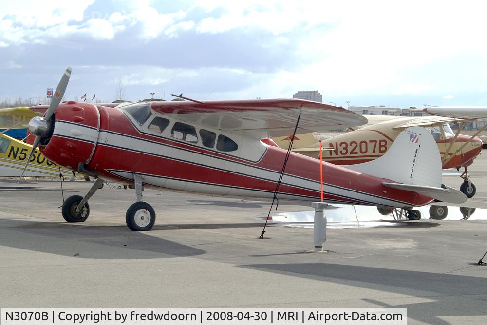 N3070B, 1952 Cessna 195B Businessliner C/N 7954, Leashed to the apron