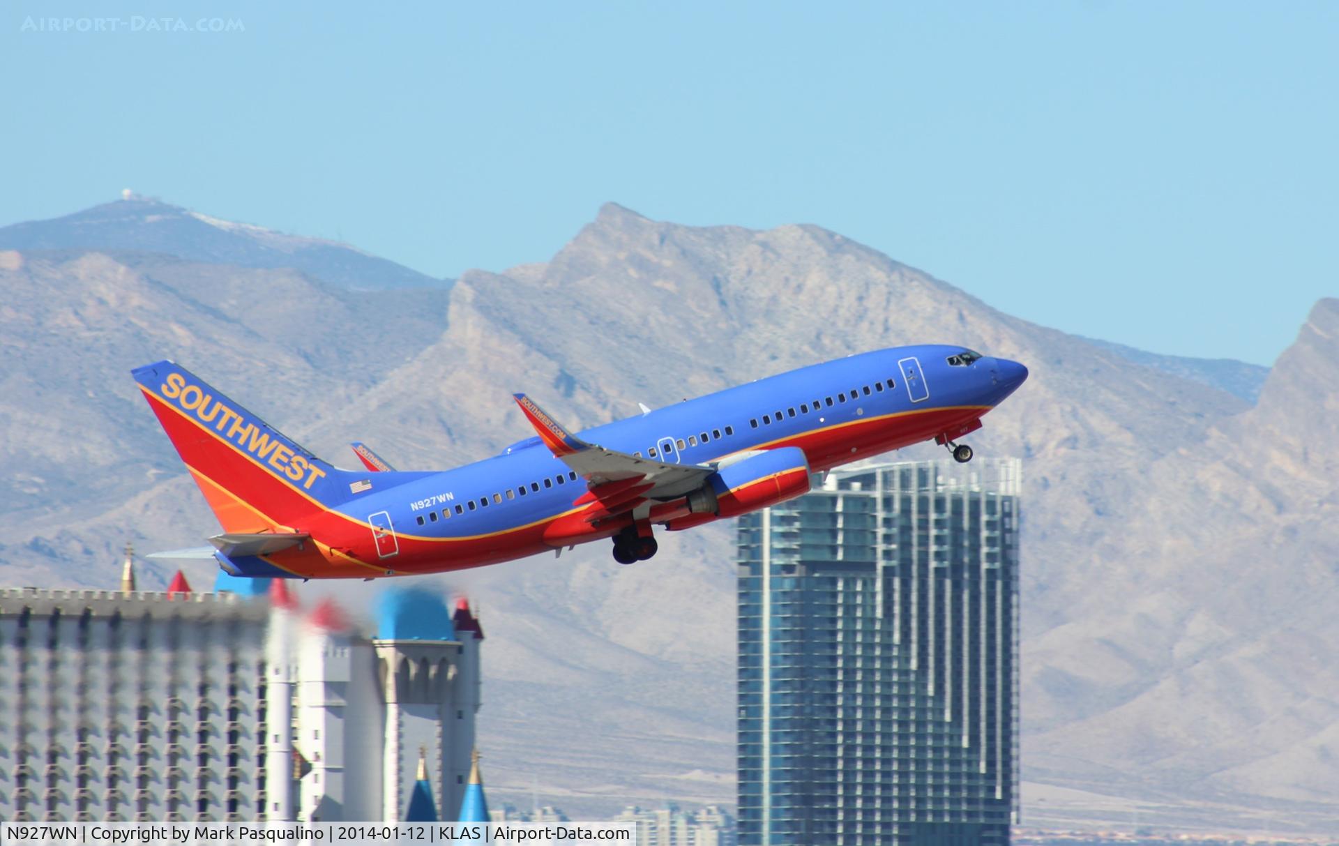 N927WN, 2008 Boeing 737-7H4 C/N 36889, Boeing 737-700
