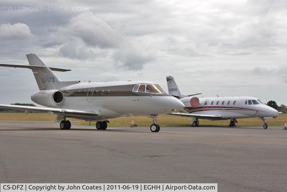 CS-DFZ, 2004 Raytheon Hawker 800XP C/N 258673, With G-REDS at Citation Centre