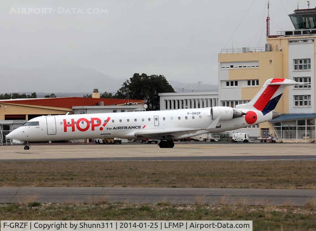 F-GRZF, 2002 Canadair CRJ-700 (CL-600-2C10) Regional Jet C/N 10036, Arriving from ORY...