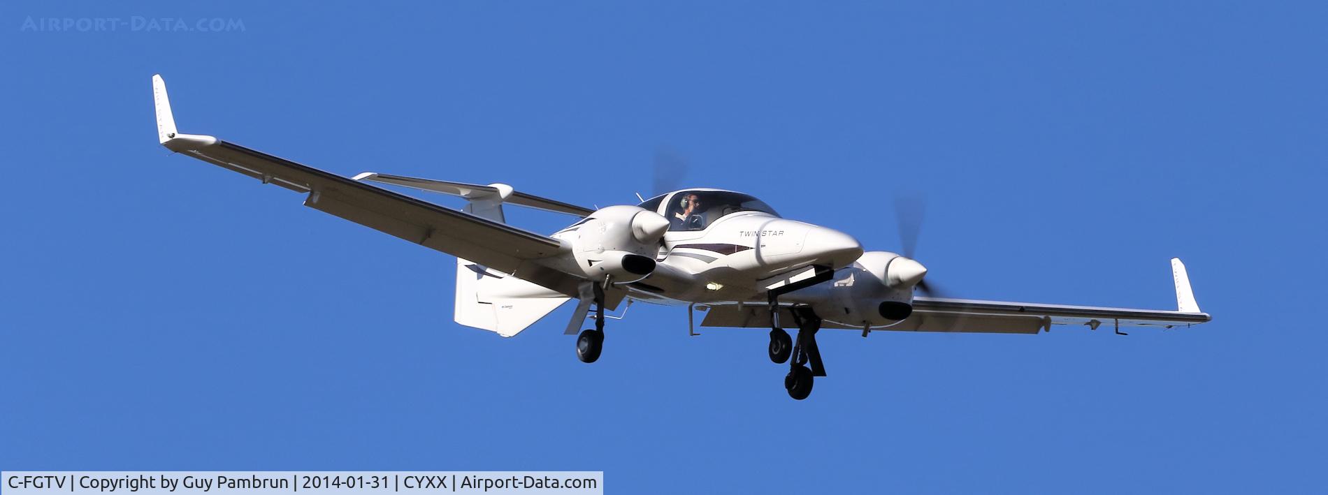 C-FGTV, 2007 Diamond DA-42 Twin Star C/N 42.AC089, Landing... front view