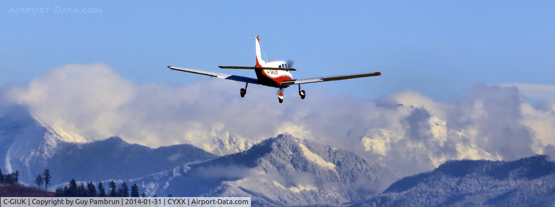 C-GIUK, 1977 Piper PA-28-181 Archer C/N 28-7790281, Landing... tail view