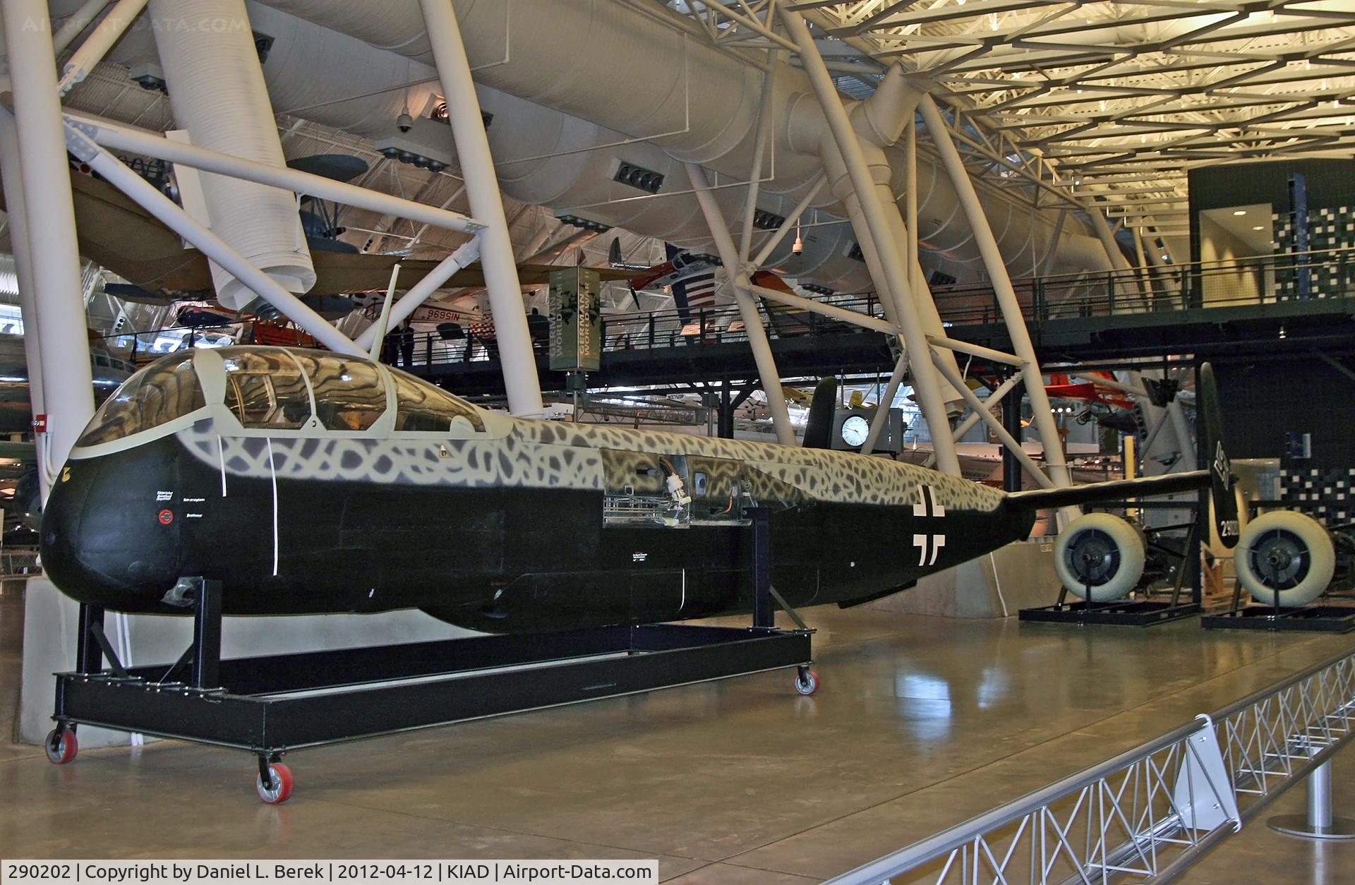 290202, Heinkel He-219A-2 Uhu C/N 290202, I was very gratified to see the restoration on this superb aircraft under way.