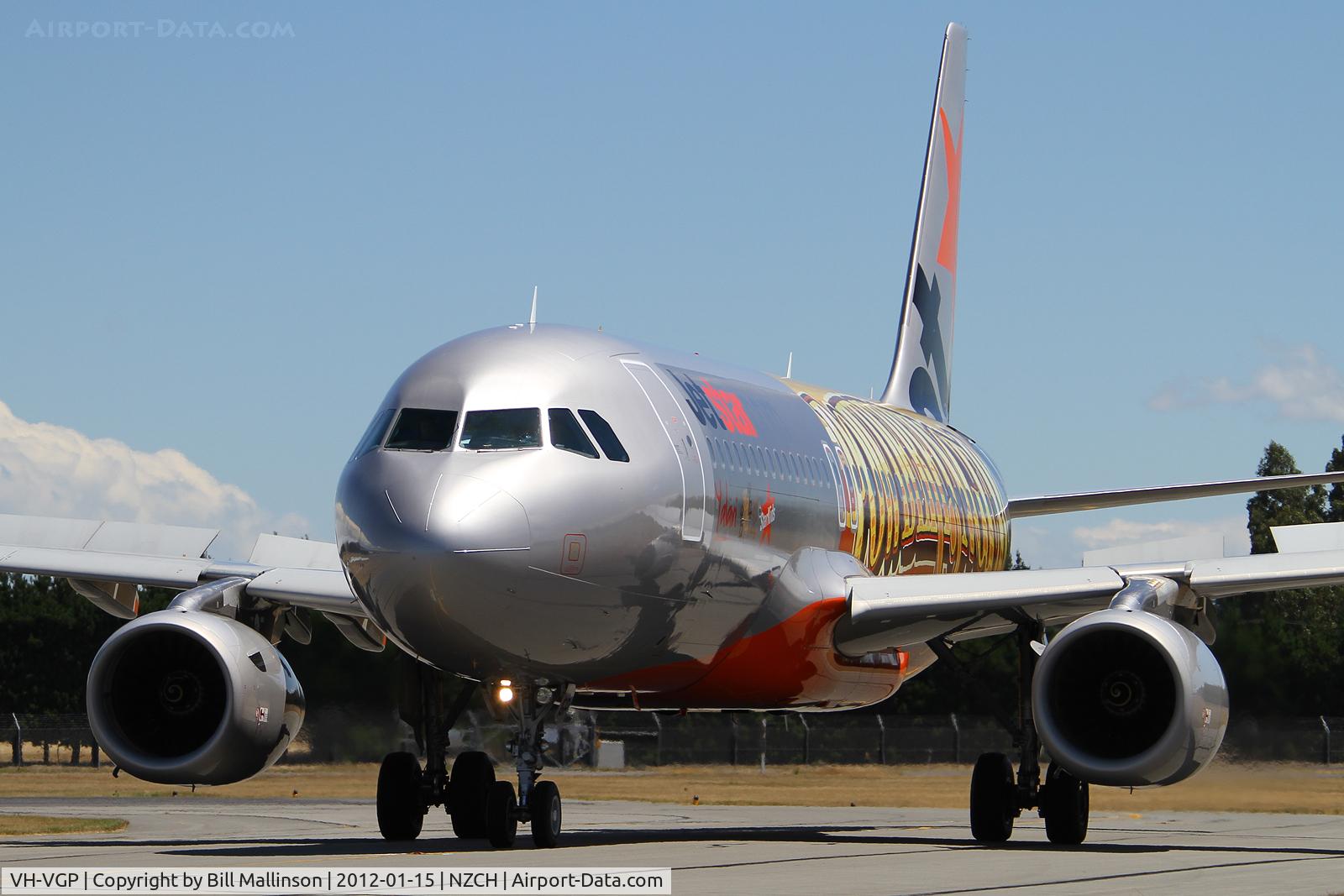 VH-VGP, 2010 Airbus A320-232 C/N 4343, POWDERFINGER