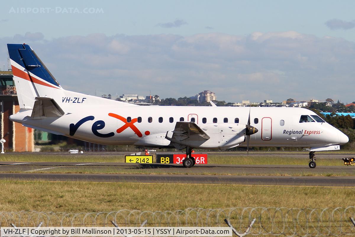 VH-ZLF, 1995 Saab 340B+ C/N 340B-374, taxiing