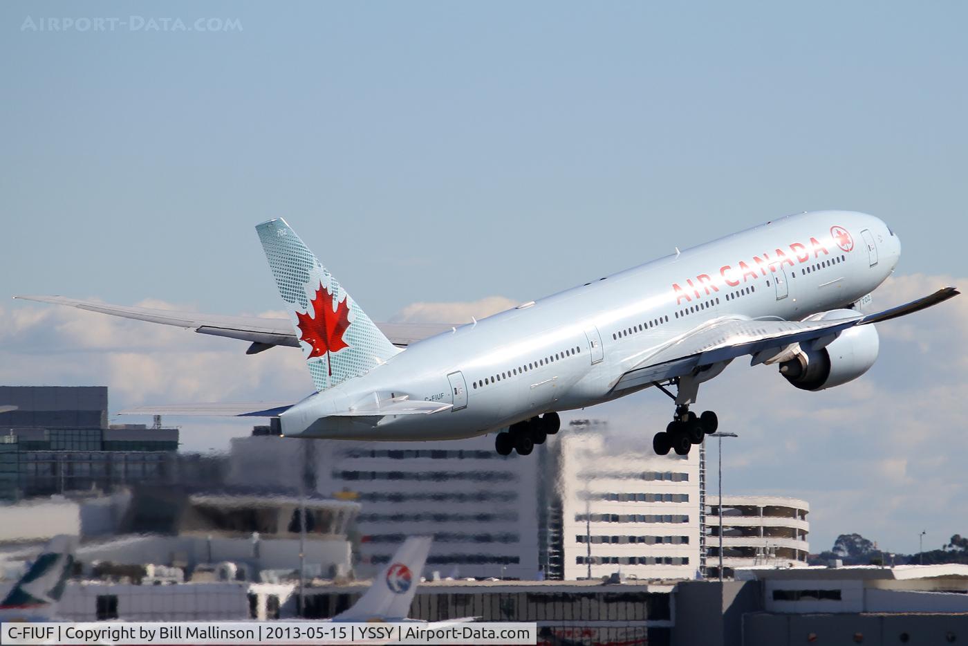 C-FIUF, 2007 Boeing 777-233/LR C/N 35243, AWAY FROM 34L