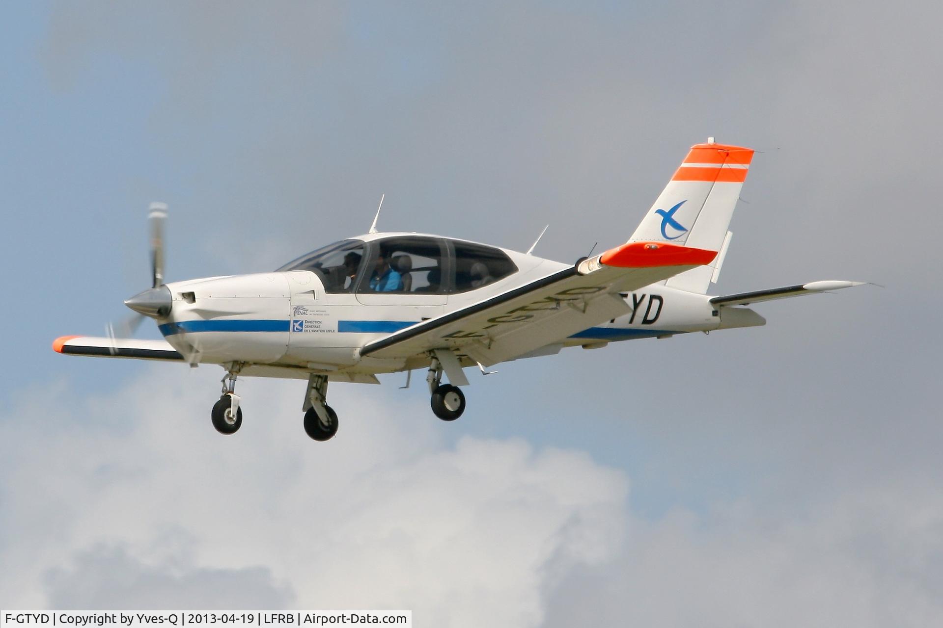 F-GTYD, Socata TB-20 C/N 2157, Socata TB 20 Trinidad, Short Approach Rwy 25L, Brest-Bretagne Airport (LFRB-BES)
