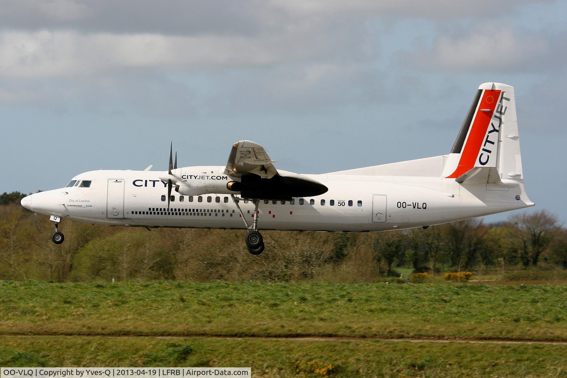 OO-VLQ, 1989 Fokker 50 C/N 20159, Fokker 50, On final Rwy 25L, Brest-Bretagne Airport (LFRB-BES)