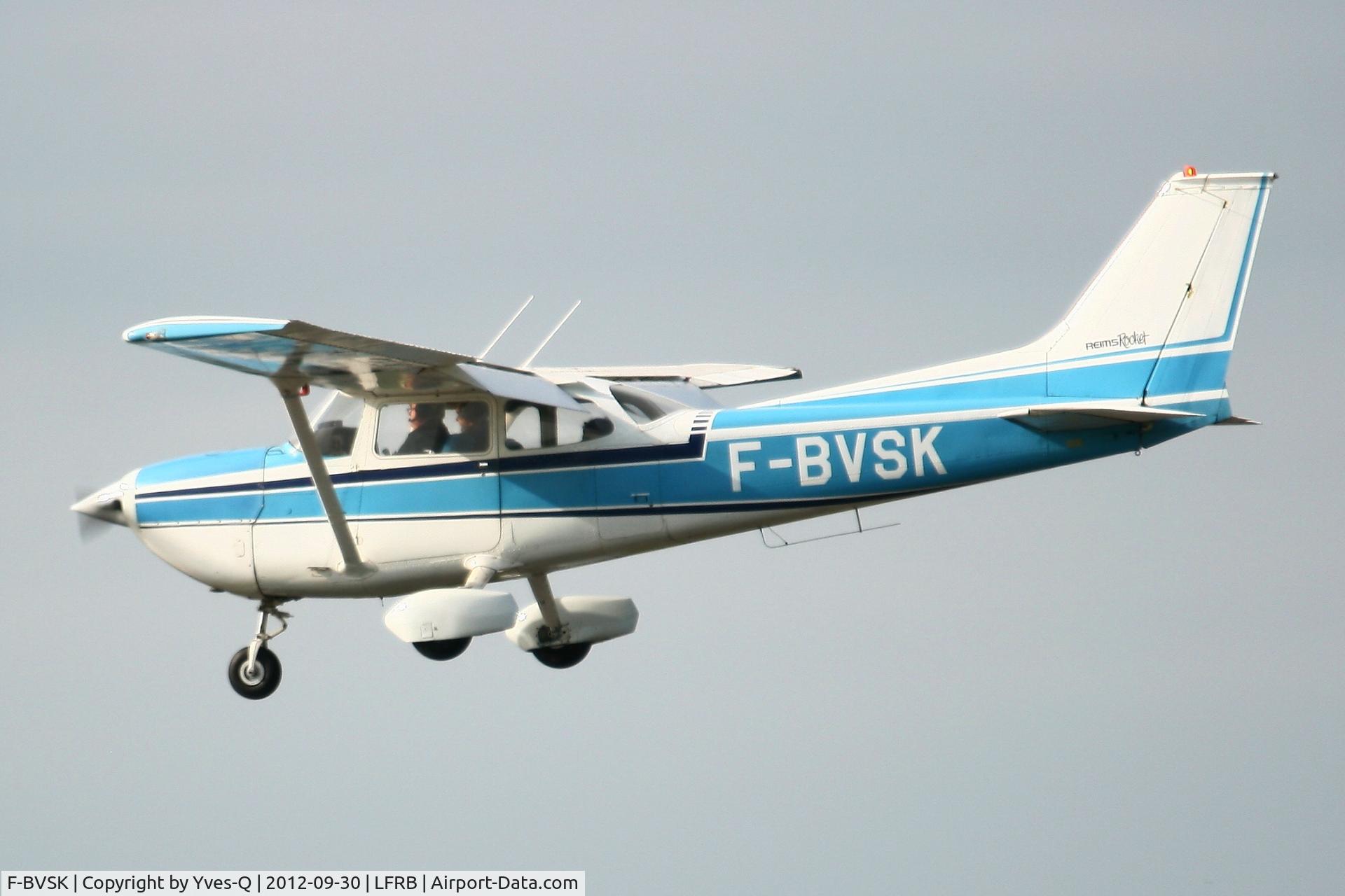 F-BVSK, Reims FR172J Rocket C/N 0511, Reims FR172J Rocket, Short Approach Rwy 25L, Brest-Bretagne Airport (LFRB-BES)
