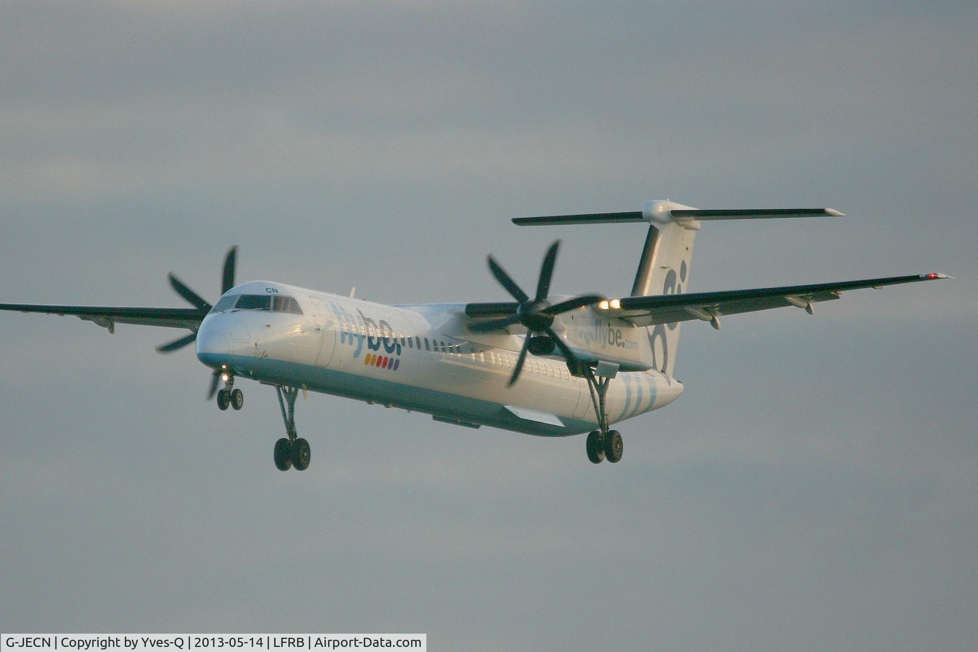 G-JECN, 2005 De Havilland Canada DHC-8-402Q Dash 8 C/N 4120, De Havilland Canada DHC-8-402Q Dash 8, Short Approach Rwy 25L, Brest-Bretagne Airport (LFRB-BES)
