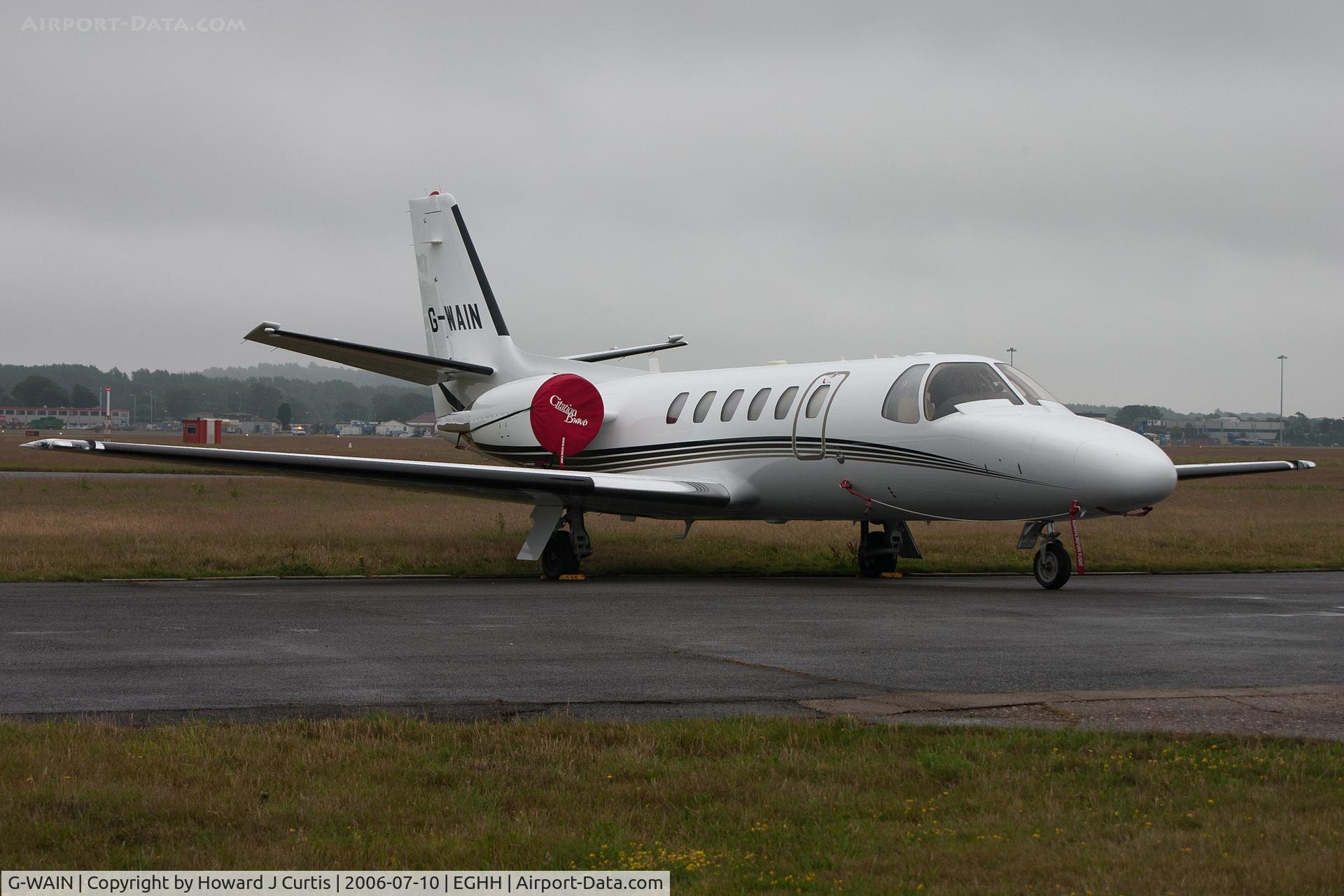 G-WAIN, 2005 Cessna 550 Citation Bravo C/N 550-1100, On the CSE apron.