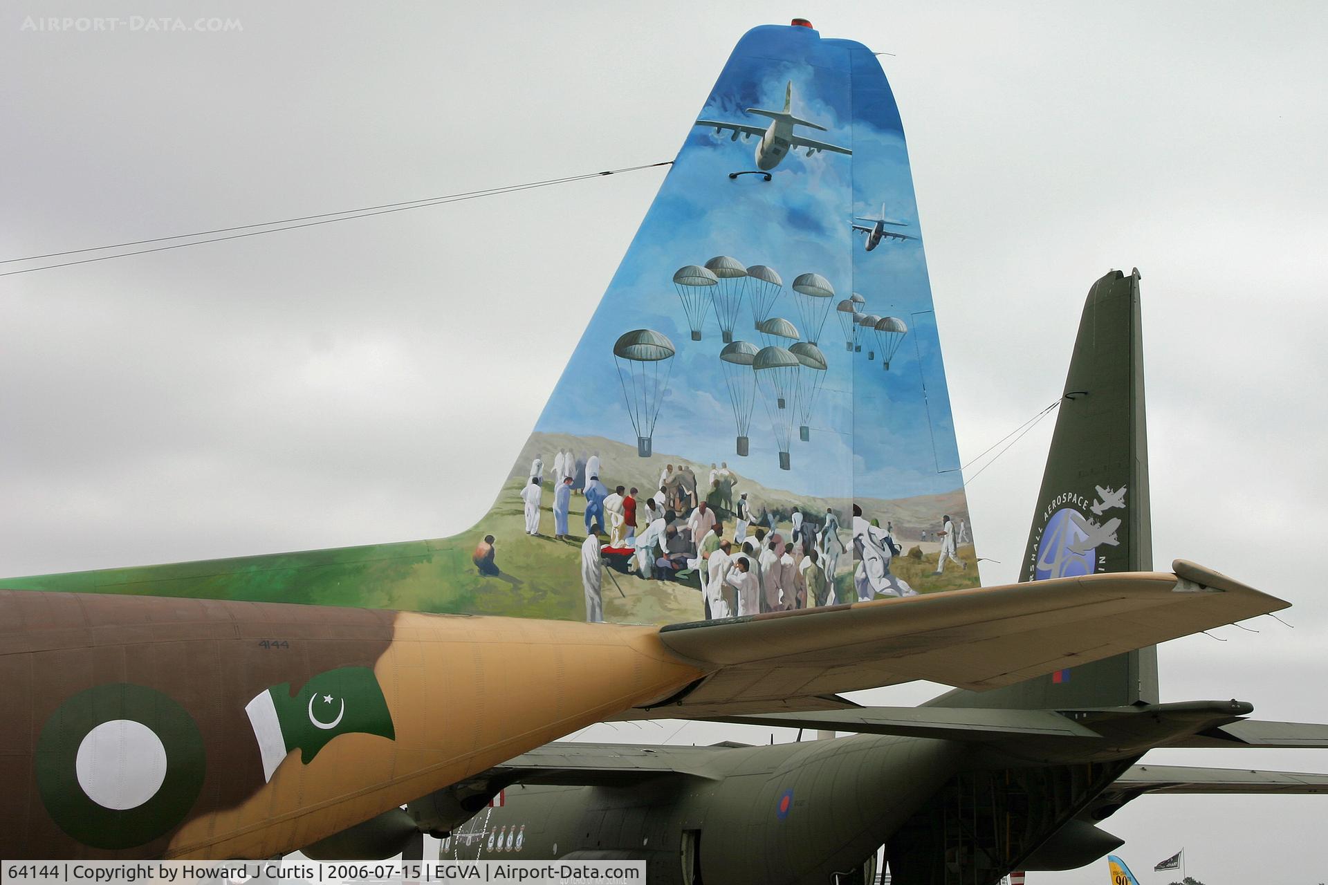 64144, 1966 Lockheed L-100-382B-4C Hercules C/N 382-4144, RIAT 2006; on static display. Pakistan AF, showing artwork on port side of tail. RAF C-130K XV307 behind with 40th anniversary artwork.