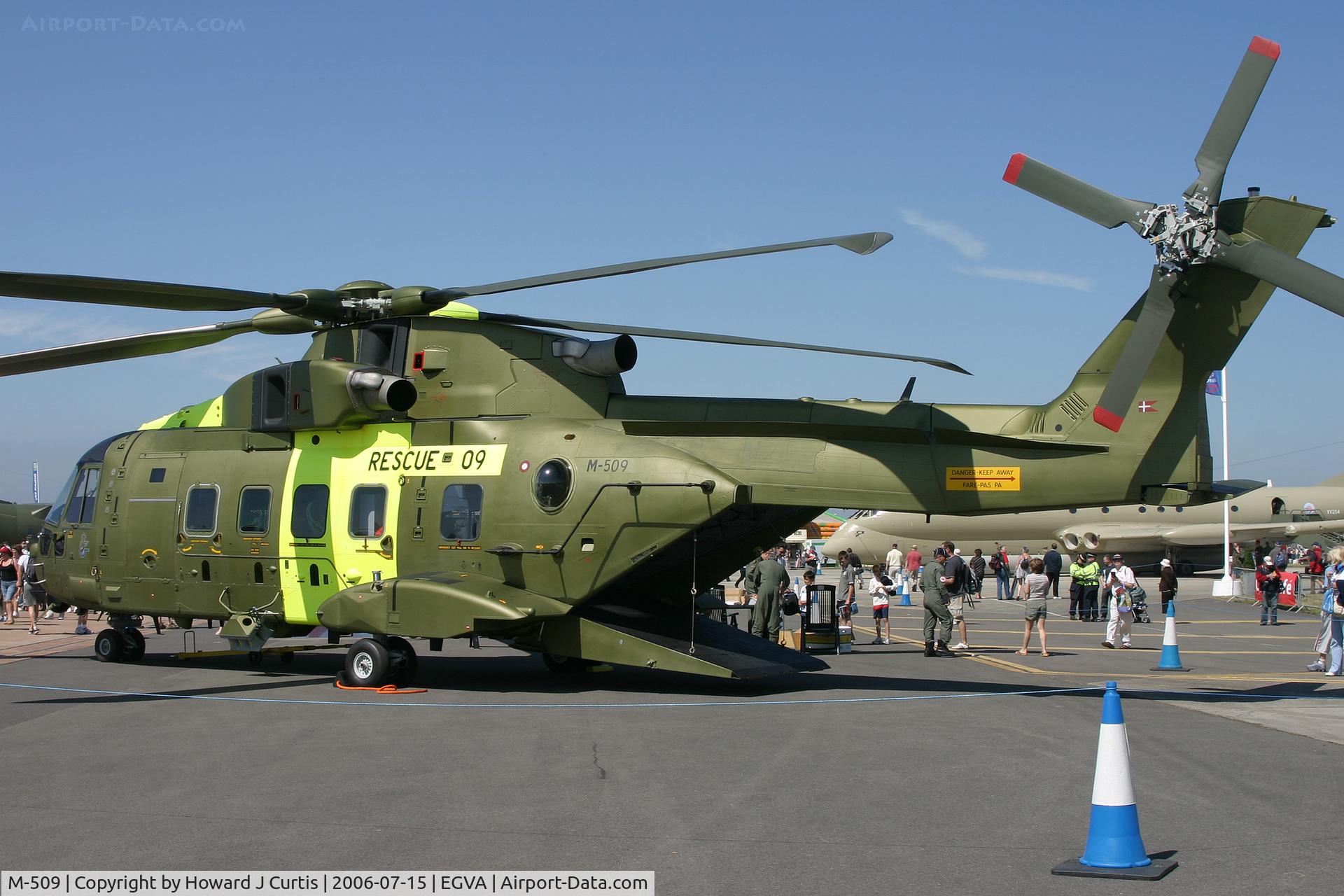 M-509, AgustaWestland EH-101 Mk.512 Merlin Joint Supporter C/N 50148/512009/DEN09, RIAT 2006; on static display. Esk 722/R Danish AF. Later to the RAF as Merlin HC3A ZJ998.