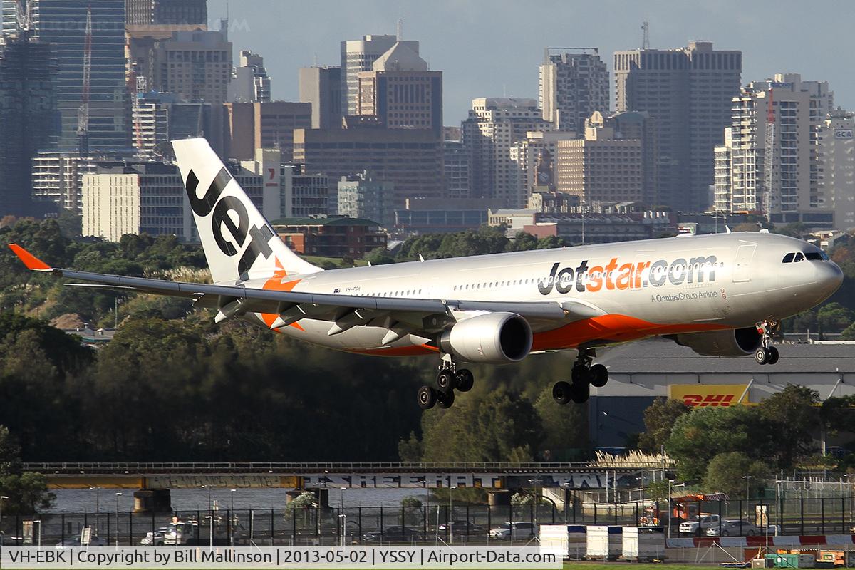 VH-EBK, 2008 Airbus A330-202 C/N 945, FINALS TO 16R