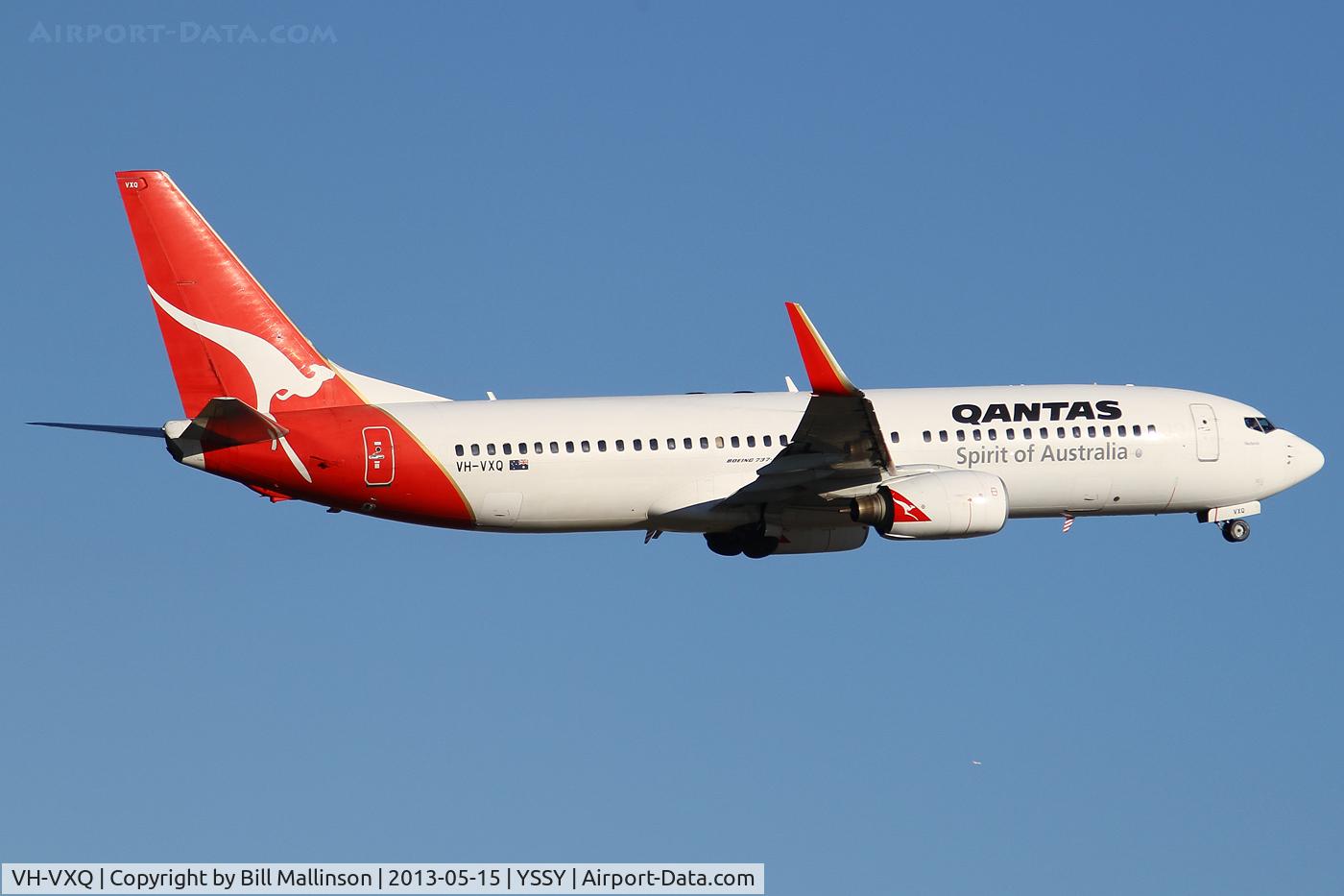 VH-VXQ, 2003 Boeing 737-838 C/N 33723, AWAY OFF 34L