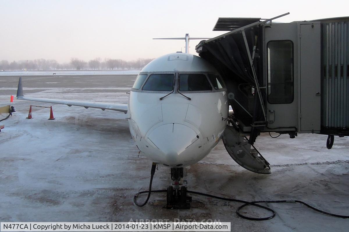 N477CA, 2002 Bombardier CRJ-200ER (CL-600-2B19) C/N 7670, At Minneapolis - St Paul