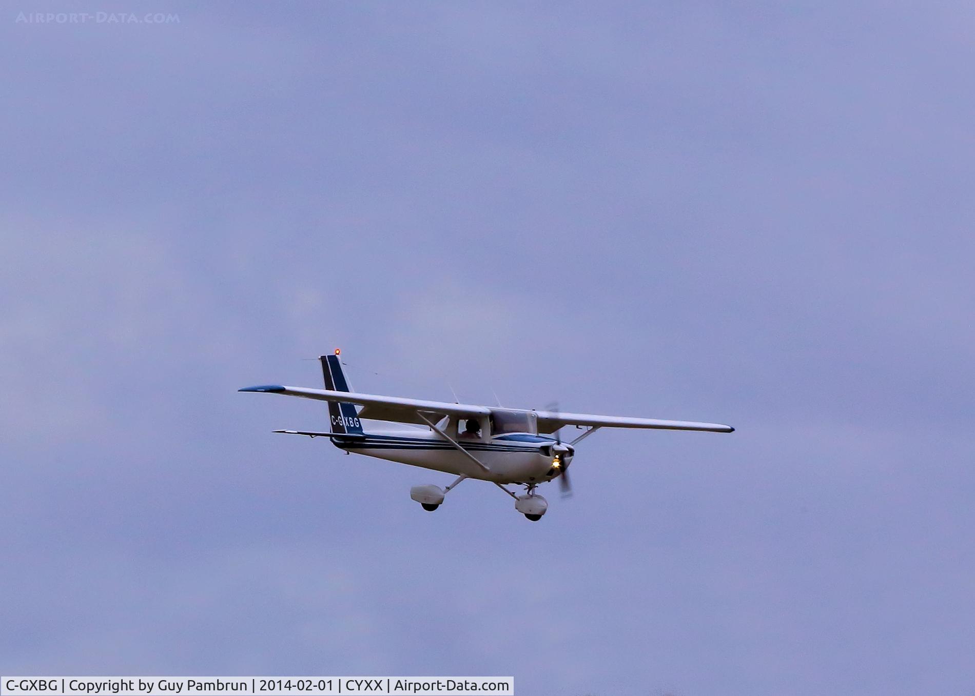 C-GXBG, 1976 Cessna 150M C/N 15078288, Landing