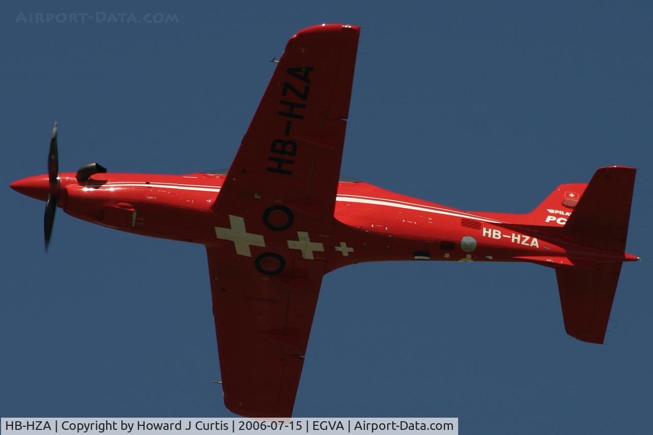 HB-HZA, 2002 Pilatus PC-21 C/N P01, RIAT 2006.