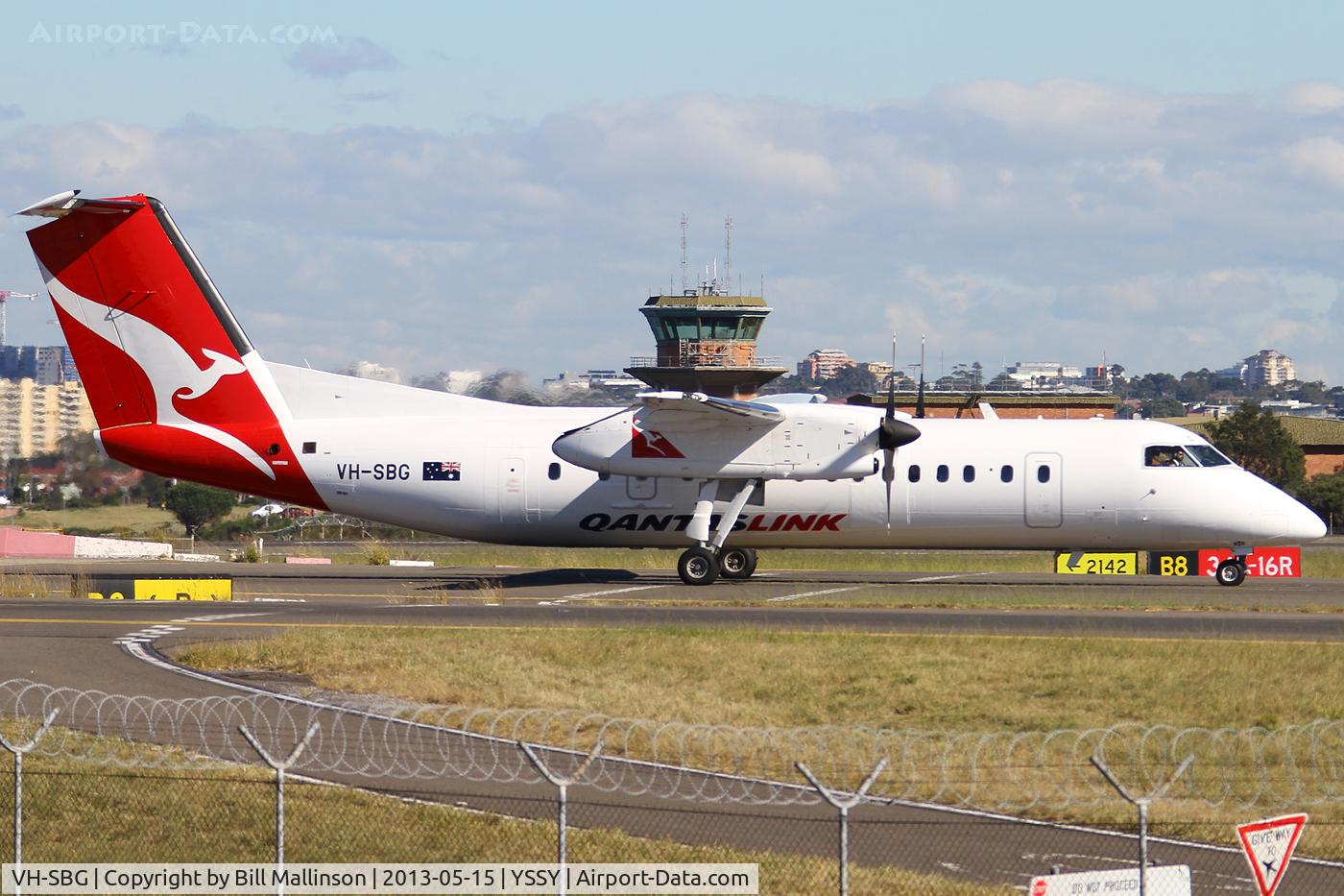 VH-SBG, 2001 De Havilland Canada DHC-8-315Q Dash 8 C/N 575, TAXIING