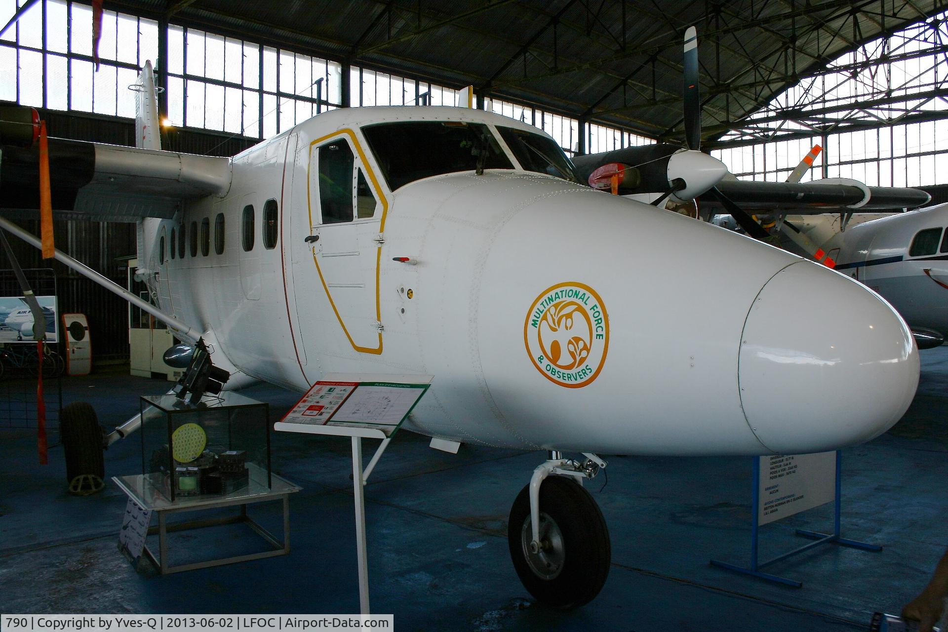 790, 1982 De Havilland Canada DHC-6-300 Twin Otter C/N 790, De Havilland Canada DHC-6-300 Twin Otter, Canopée Museum Châteaudun Air Base 279 (LFOC) open day 2013