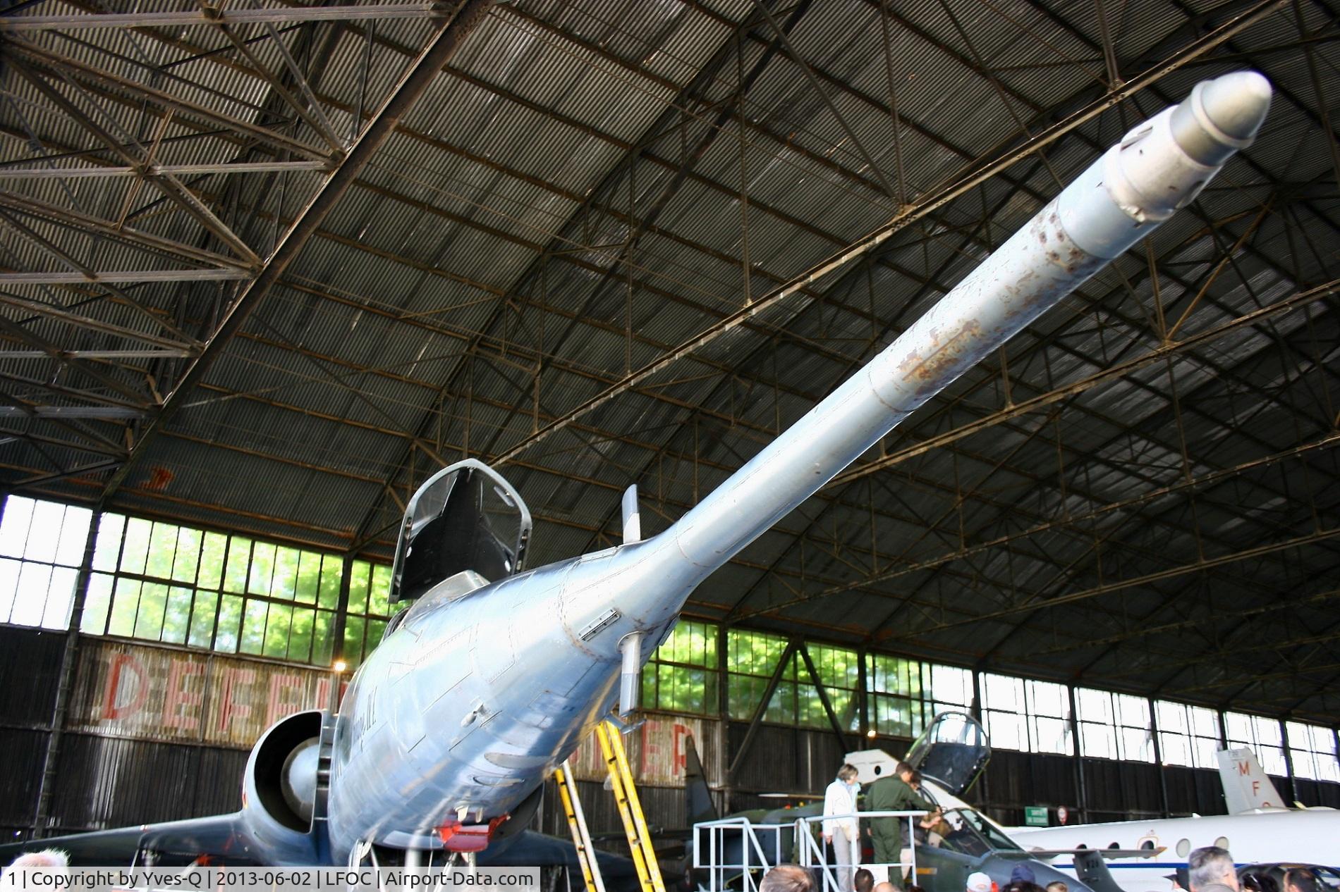 1, Dassault Mirage IVA C/N 1, Dassault Mirage IVA, Canopée Museum Châteaudun Air Base 279 (LFOC) Open day 2013