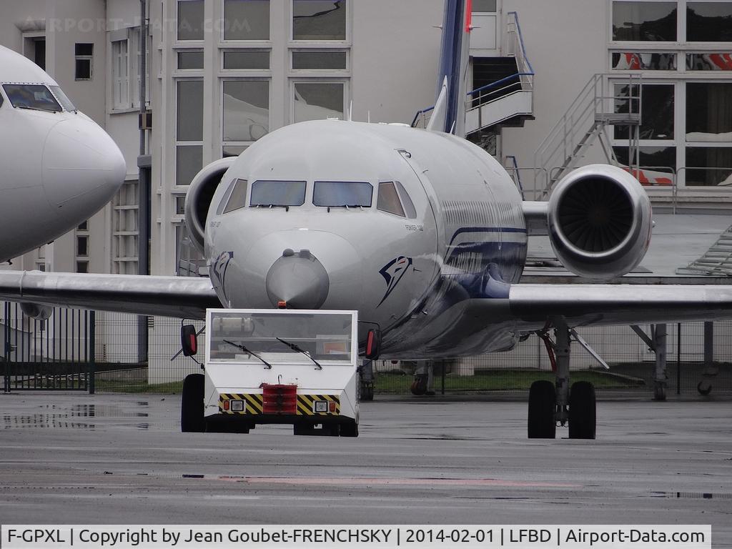 F-GPXL, 1990 Fokker 100 (F-28-0100) C/N 11290, DGA 