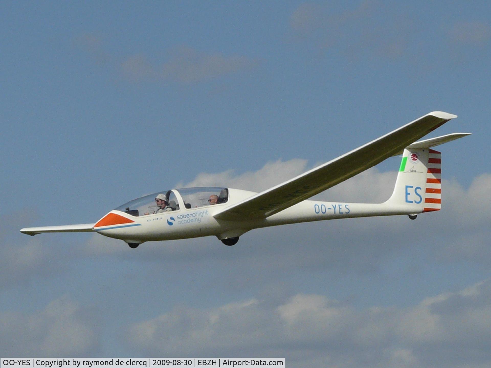 OO-YES, 1982 Grob G-103 Twin Astir II C/N 3675, 100 Years Kiewit  30-8-2009