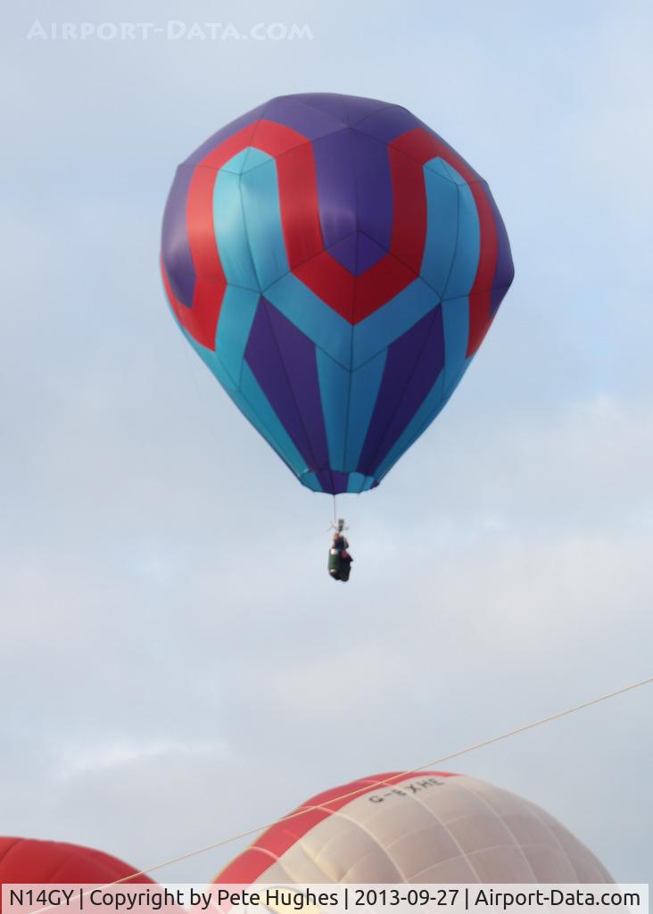 N14GY, 2006 York George GEOSTAT C/N 006, N14GY, George York airborne  at the 2013 Irish Hot Air Balloon Championships near Drumshanbo