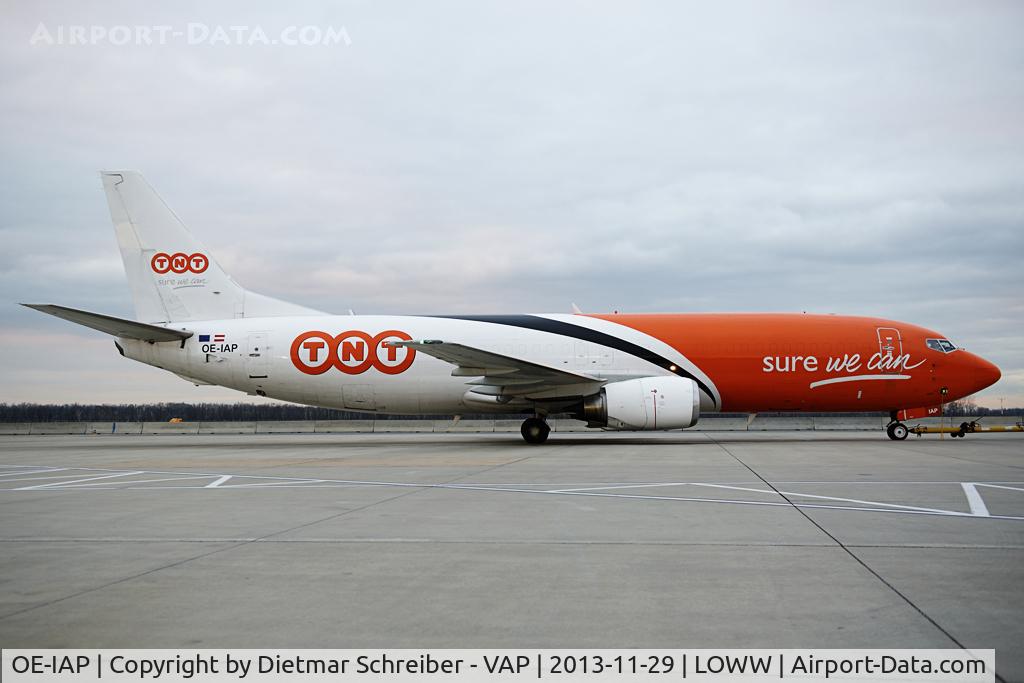 OE-IAP, 1998 Boeing 737-4M0 C/N 29206, TNT Boeing 737-400