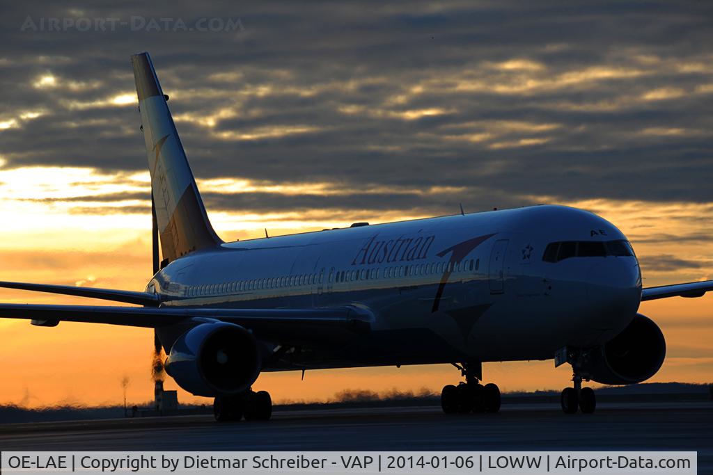 OE-LAE, 2000 Boeing 767-3Z9/ER C/N 30383, Austrian Airlines Boeing 767-300