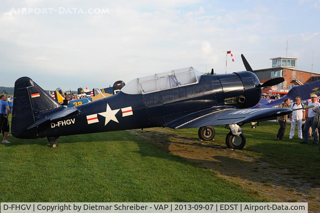 D-FHGV, 1941 Noorduyn AT-16 Harvard II C/N 81-4038, North American AT6