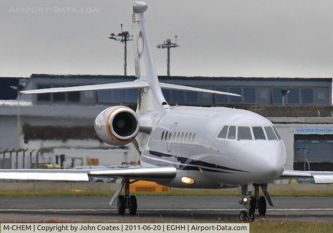 M-CHEM, 2007 Dassault Falcon 2000EX C/N 128, Vacating 08 on arrival
