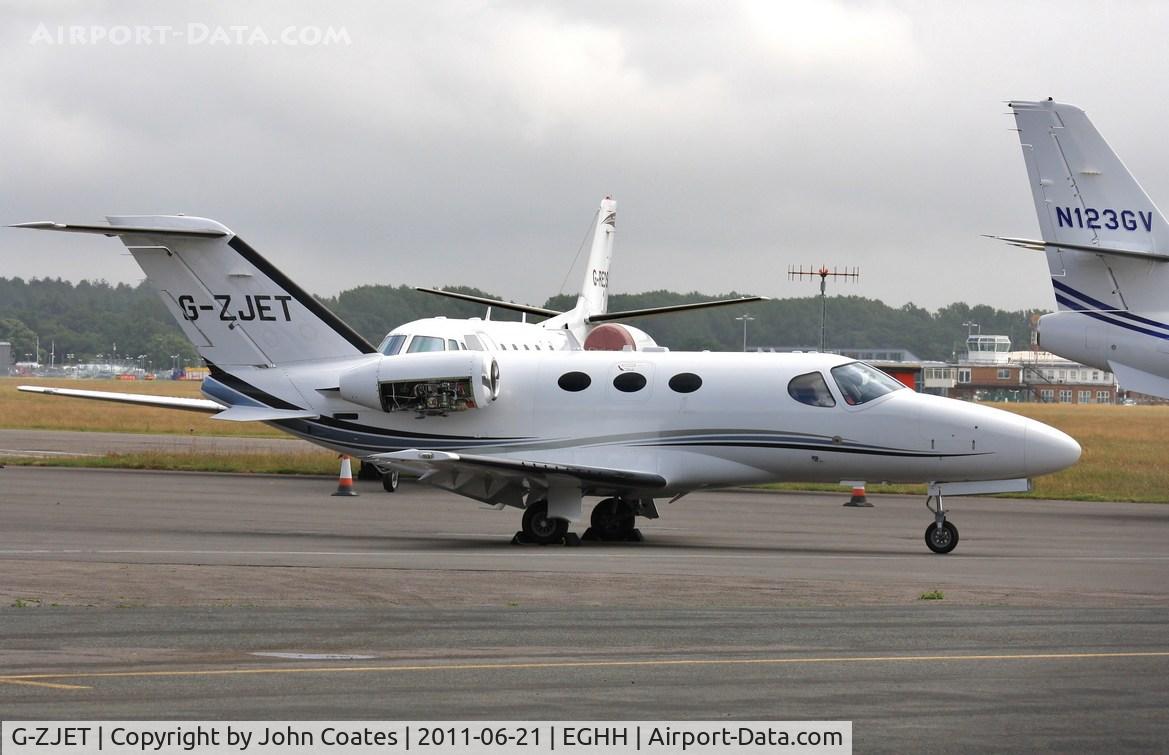 G-ZJET, 2009 Cessna 510 Citation Mustang Citation Mustang C/N 510-0161, Receiving attention at Citation Centre