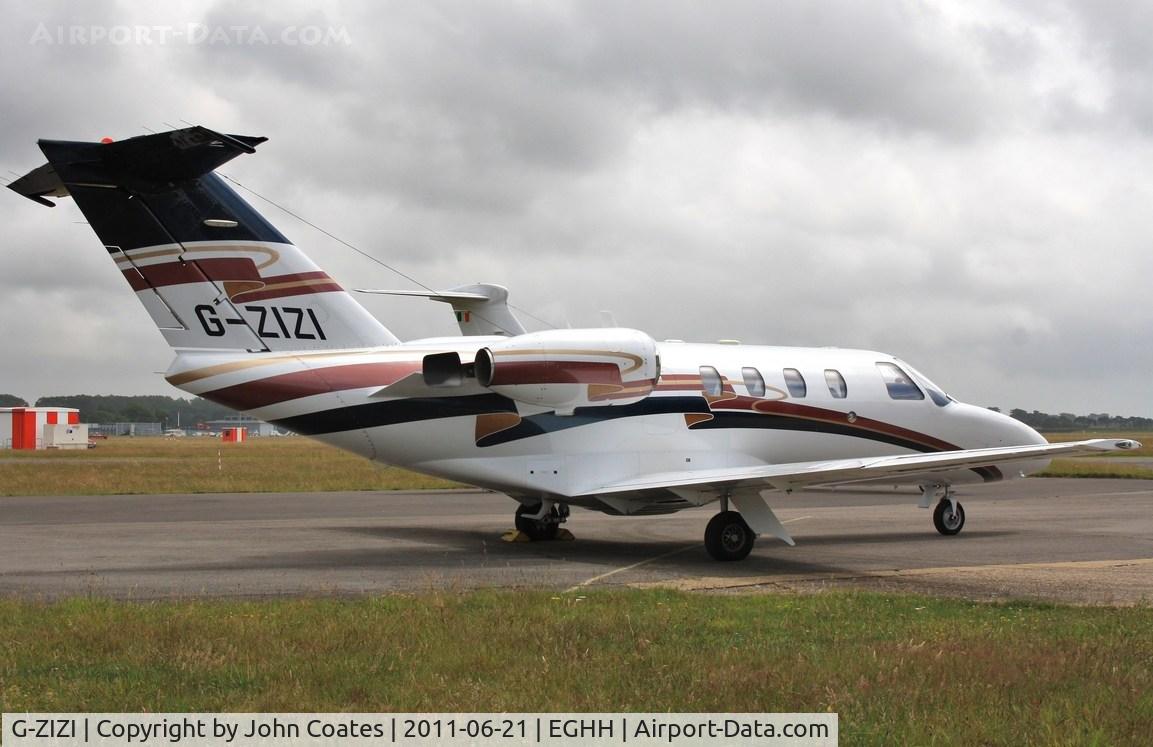 G-ZIZI, 1999 Cessna 525 CitationJet C/N 525-0345, At Citation Centre