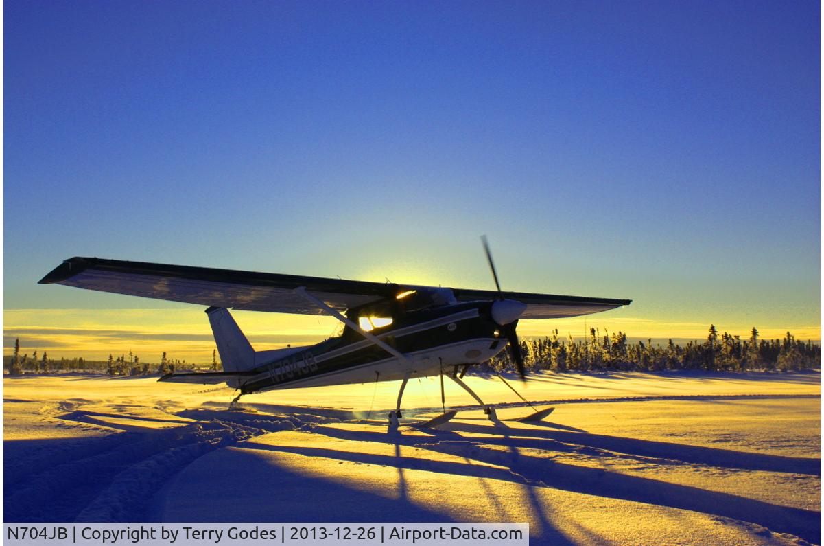 N704JB, 1976 Cessna 150M C/N 15078638, 1975 C-150 / 150 on Areo Ski M3000's