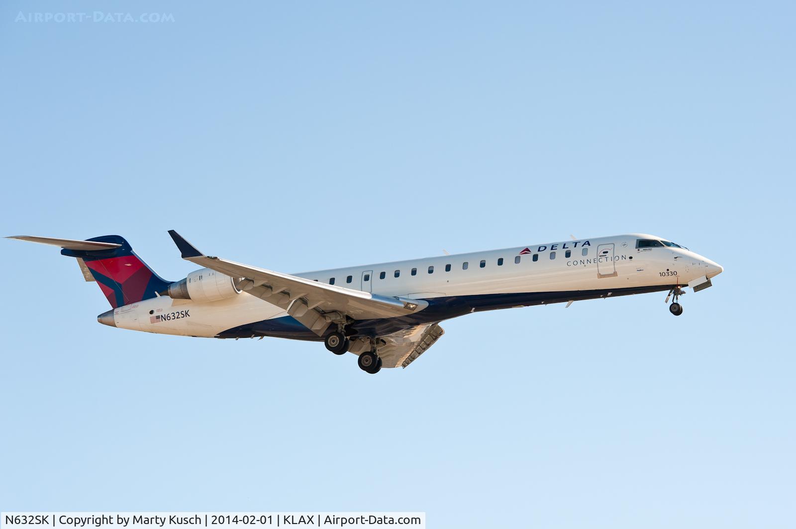 N632SK, Bombardier CRJ-702 (CL-600-2C10) Regional Jet C/N 10330, Arrival Runway 24R
