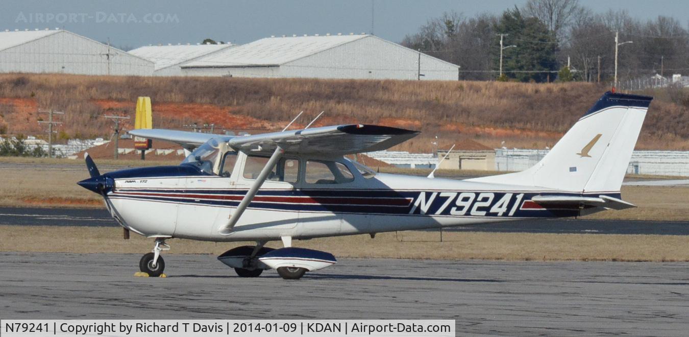N79241, 1969 Cessna 172K Skyhawk C/N 17257991, 1969 Cessna 172K in Danville Va.