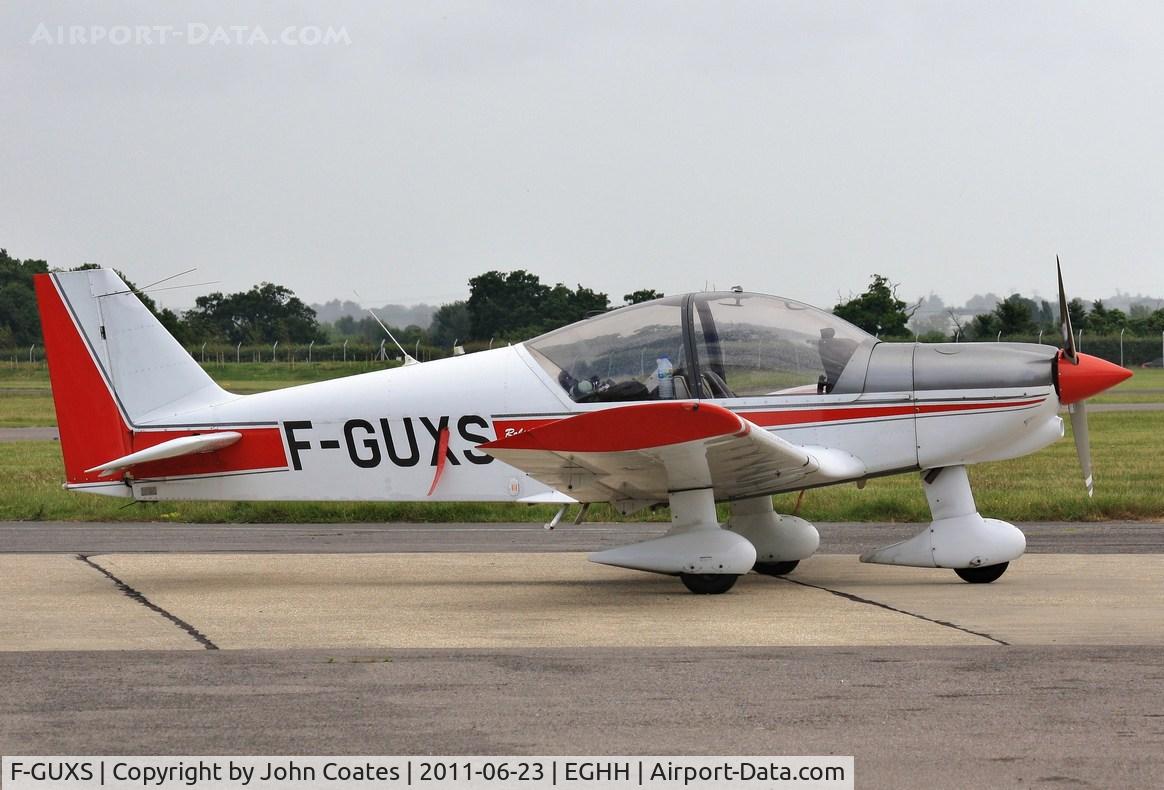 F-GUXS, 2000 Robin HR-200-120B C/N 354, Nice foreign visitor