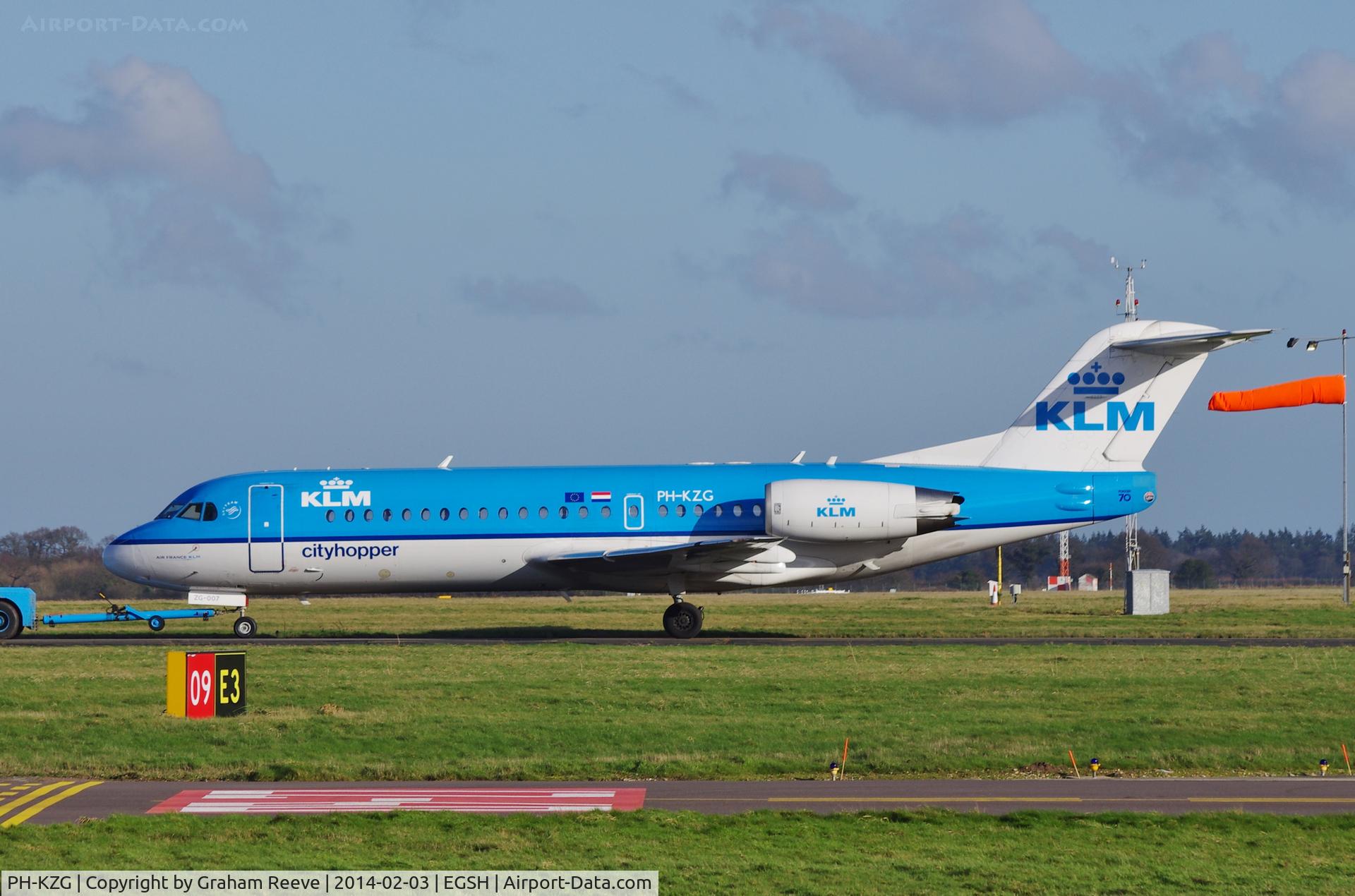 PH-KZG, 1996 Fokker 70 (F-28-0070) C/N 11578, Under tow.