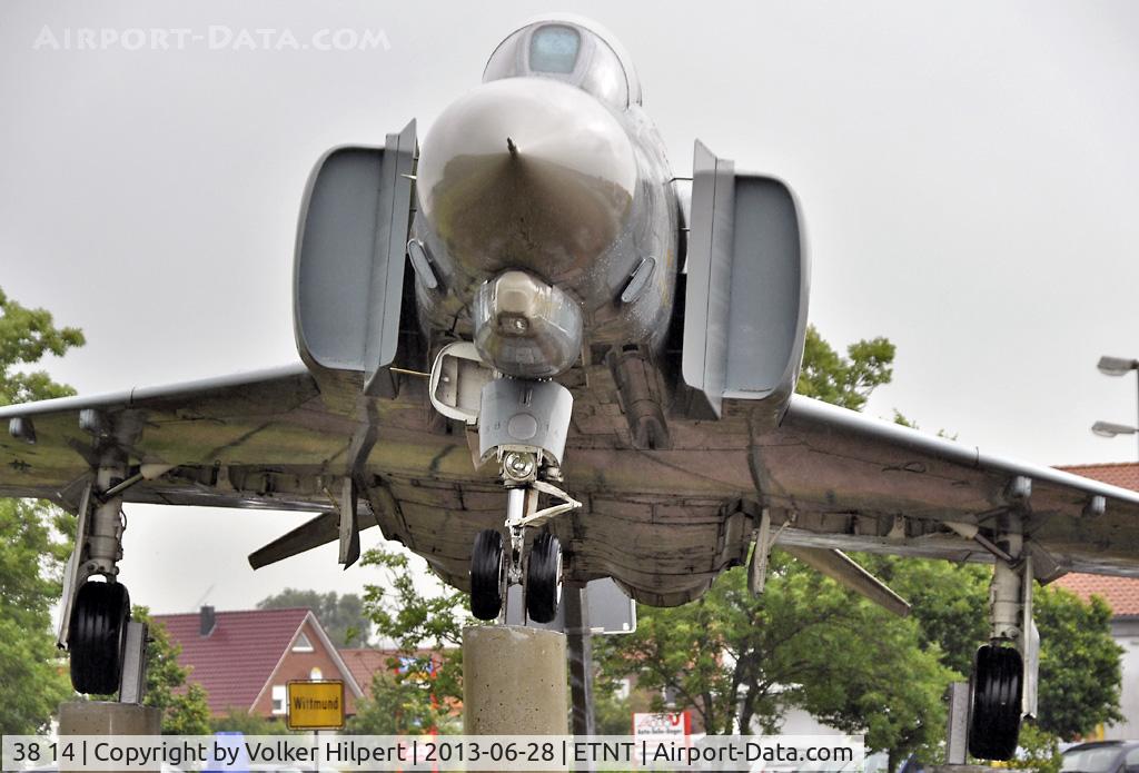 38 14, 1974 McDonnell Douglas F-4F Phantom II C/N 4646, at Phantom flyout