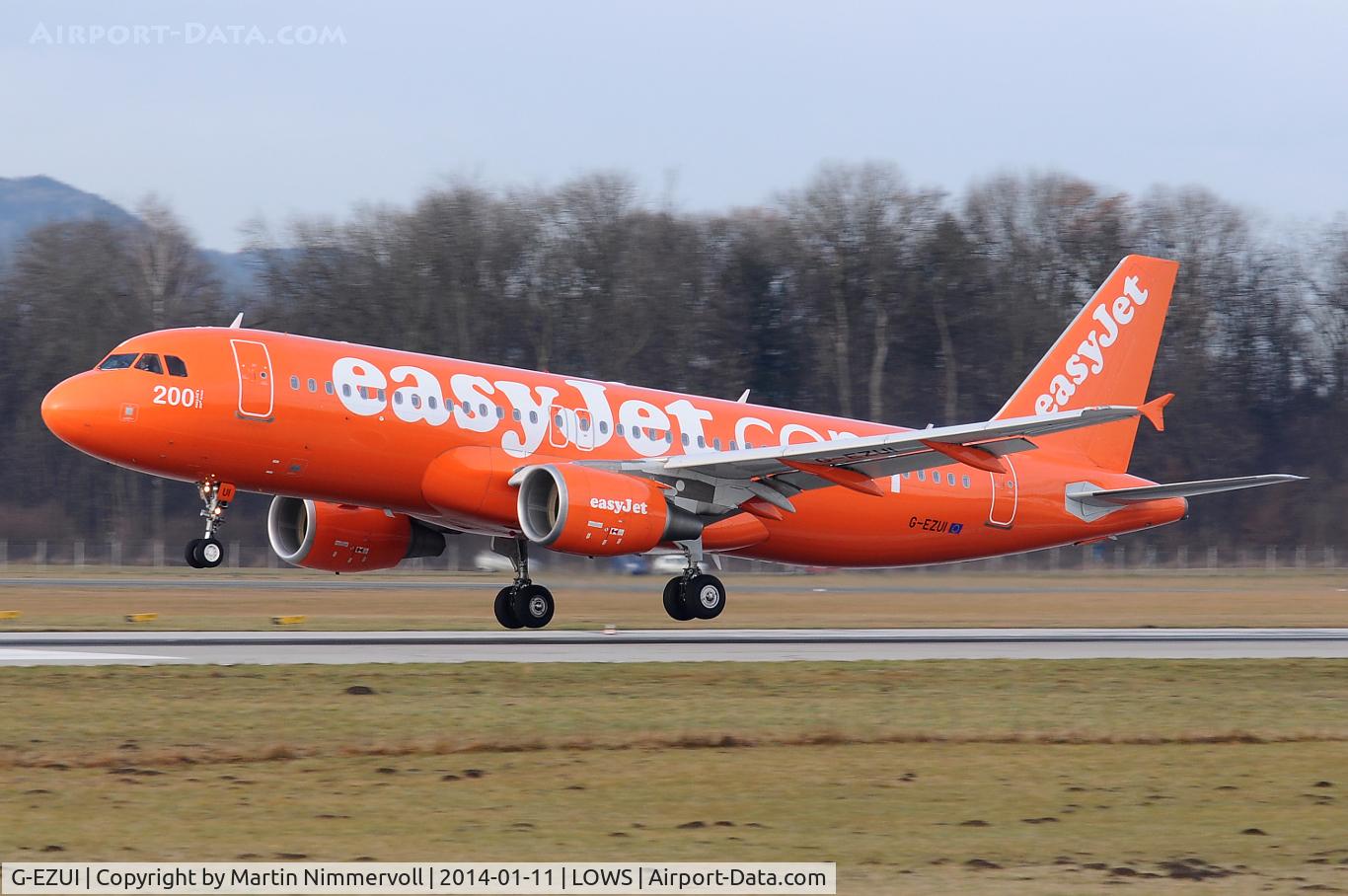 G-EZUI, 2011 Airbus A320-214 C/N 4721, easyjet