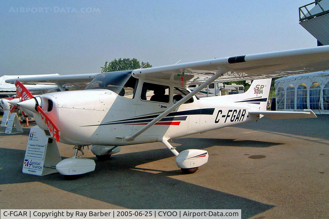 C-FGAR, 2001 Cessna 172S Skyhawk SP C/N 172S8888, Cessna 172S Skyhawk [172S-8888] Oshawa~C 25/06/2005